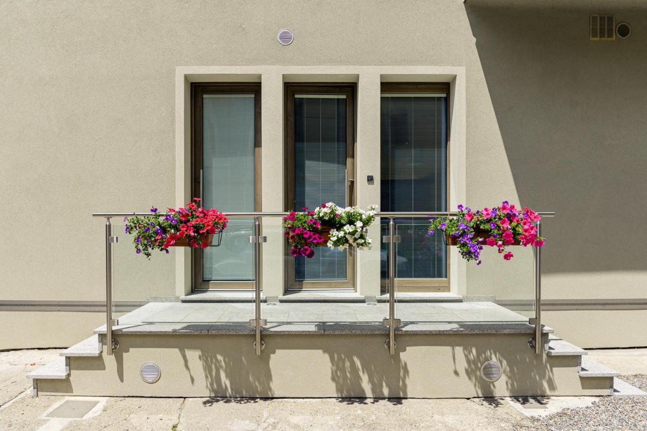 Le Rondini Hotell Tirano Eksteriør bilde